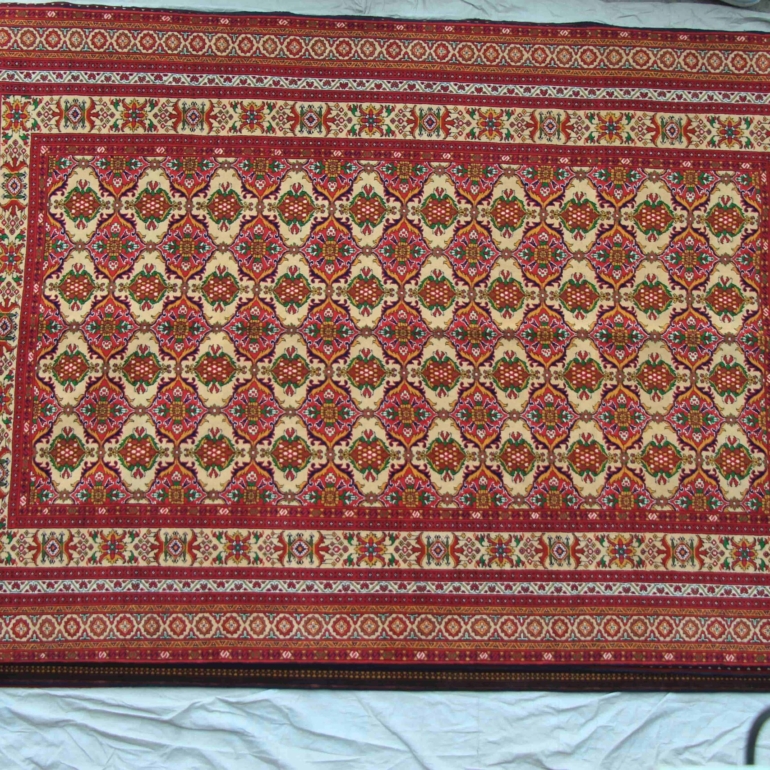 Afghan-Pattern-Traditional-Rug