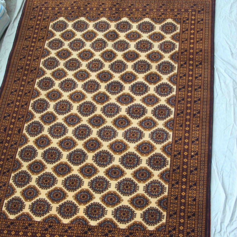 Traditional-Turkish-rug-Pattern